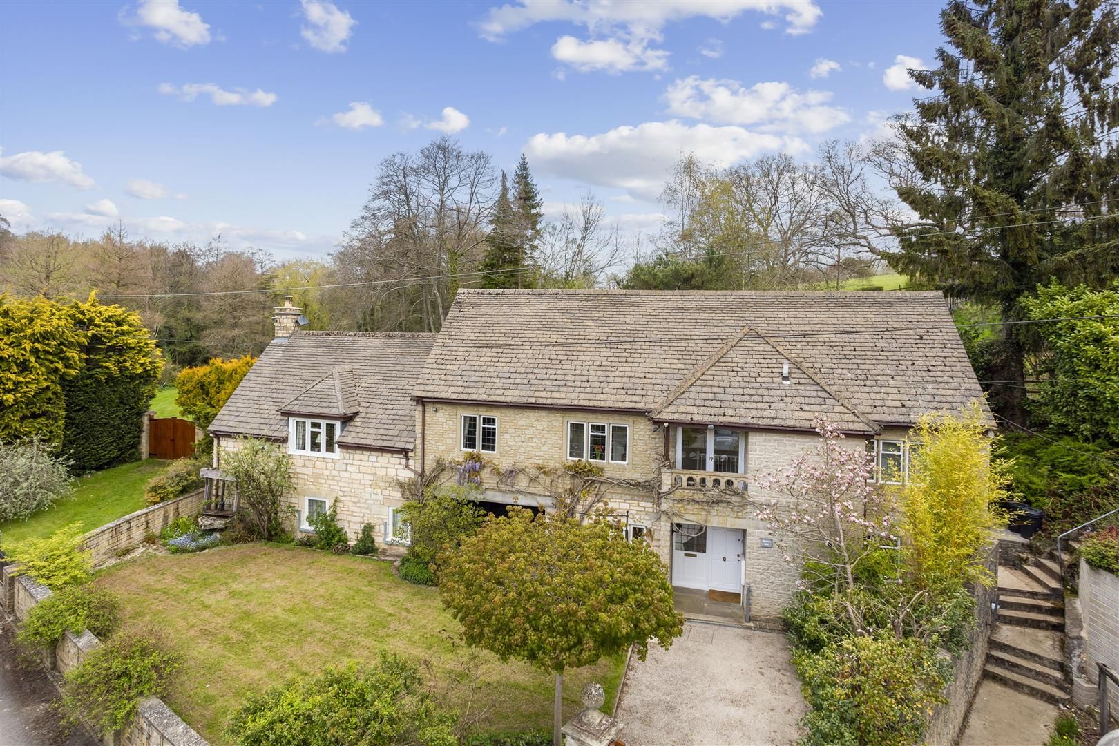 5 bed detached house for sale in Pincott Lane, Stroud GL6