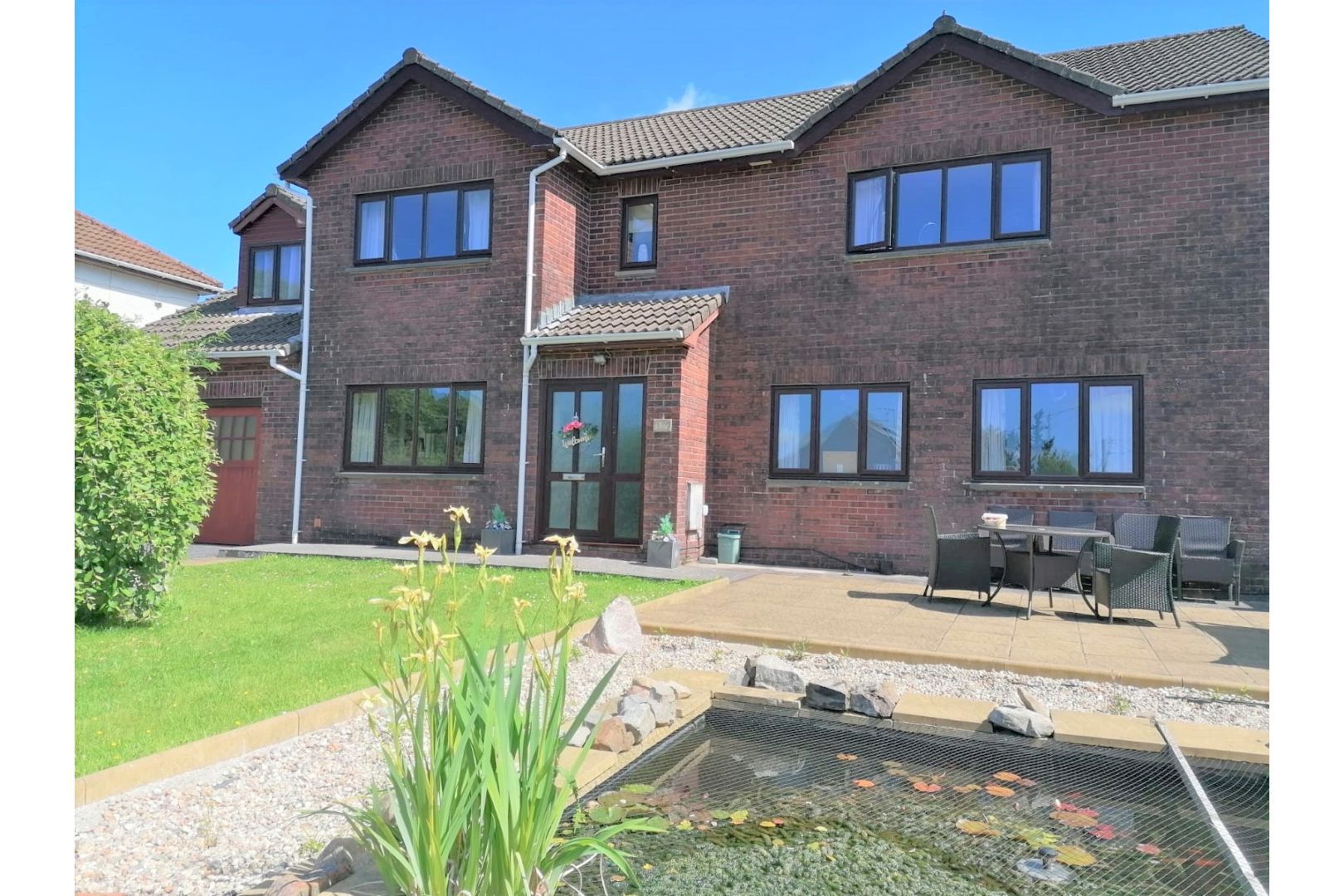 5 bed detached house for sale in Newtown Close, Ammanford SA18 Zoopla