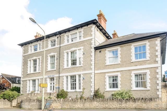 Retirement Apartment Bicester Oxfordshire OX26  