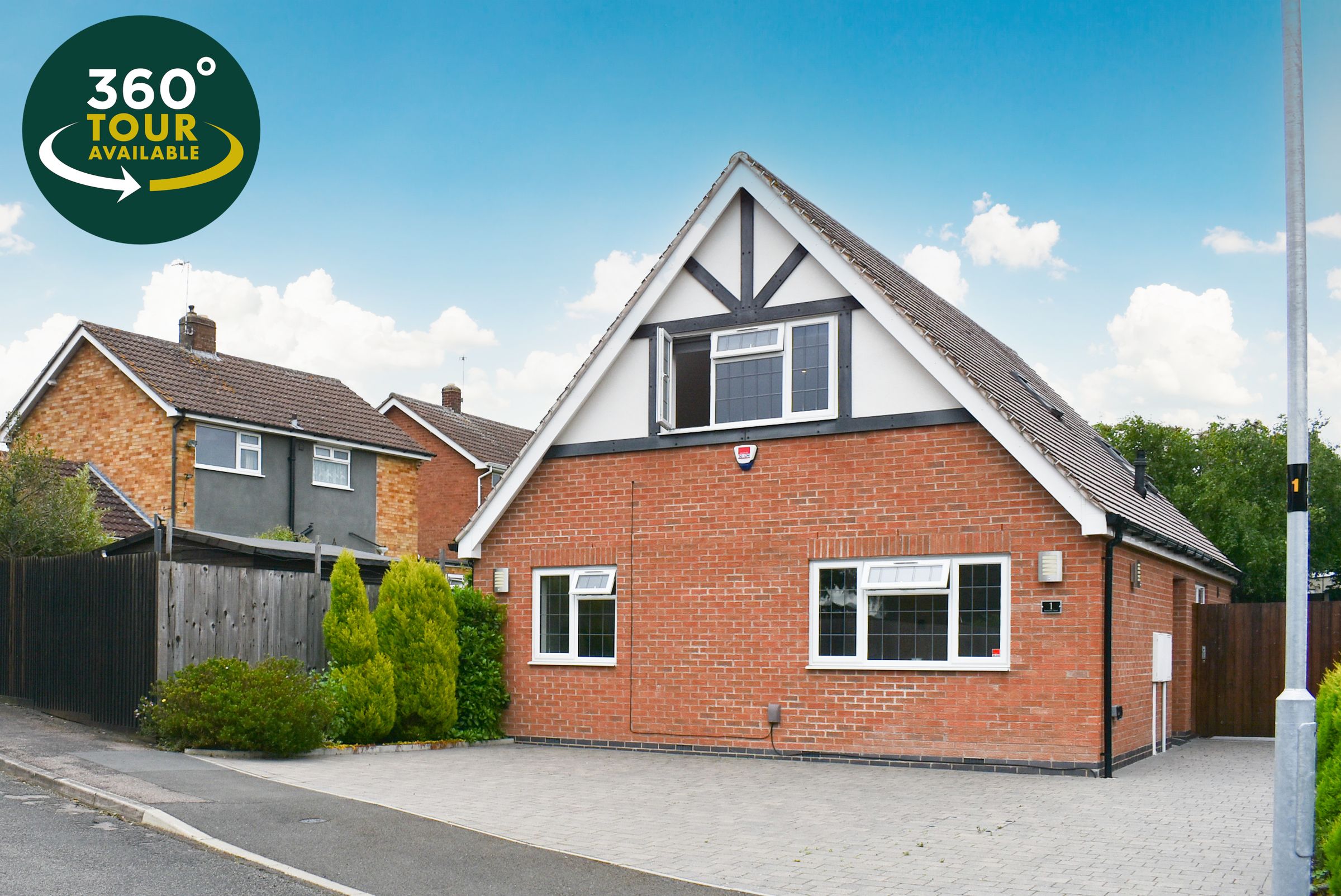 4 bed detached house for sale in Badgers Holt, Oadby, Leicester LE2