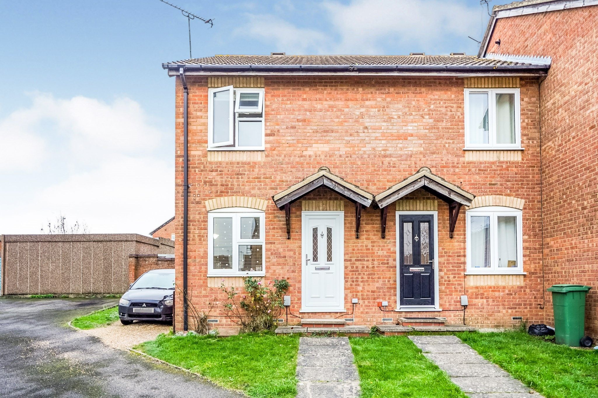 Ravensbourne Road, Hawkslade, Aylesbury HP21  