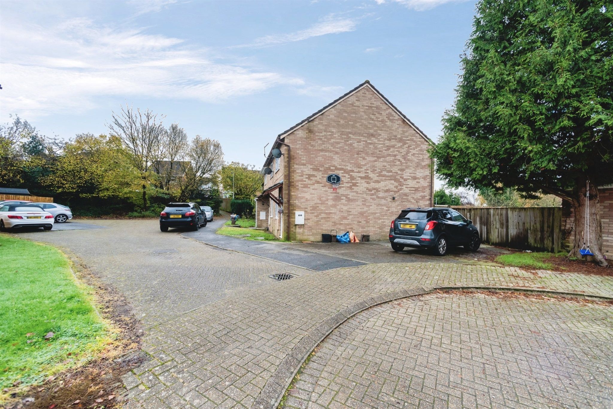 2 bed end terrace house for sale in Davis Avenue, Bryncethin, Bridgend