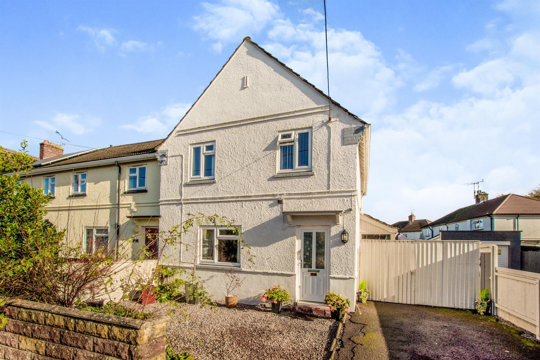 3 bed semidetached house for sale in Brook Crescent, Monmouth NP25