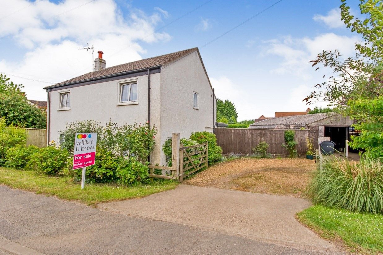 2 bed detached house for sale in Bunkers Hill, Wisbech St. Mary
