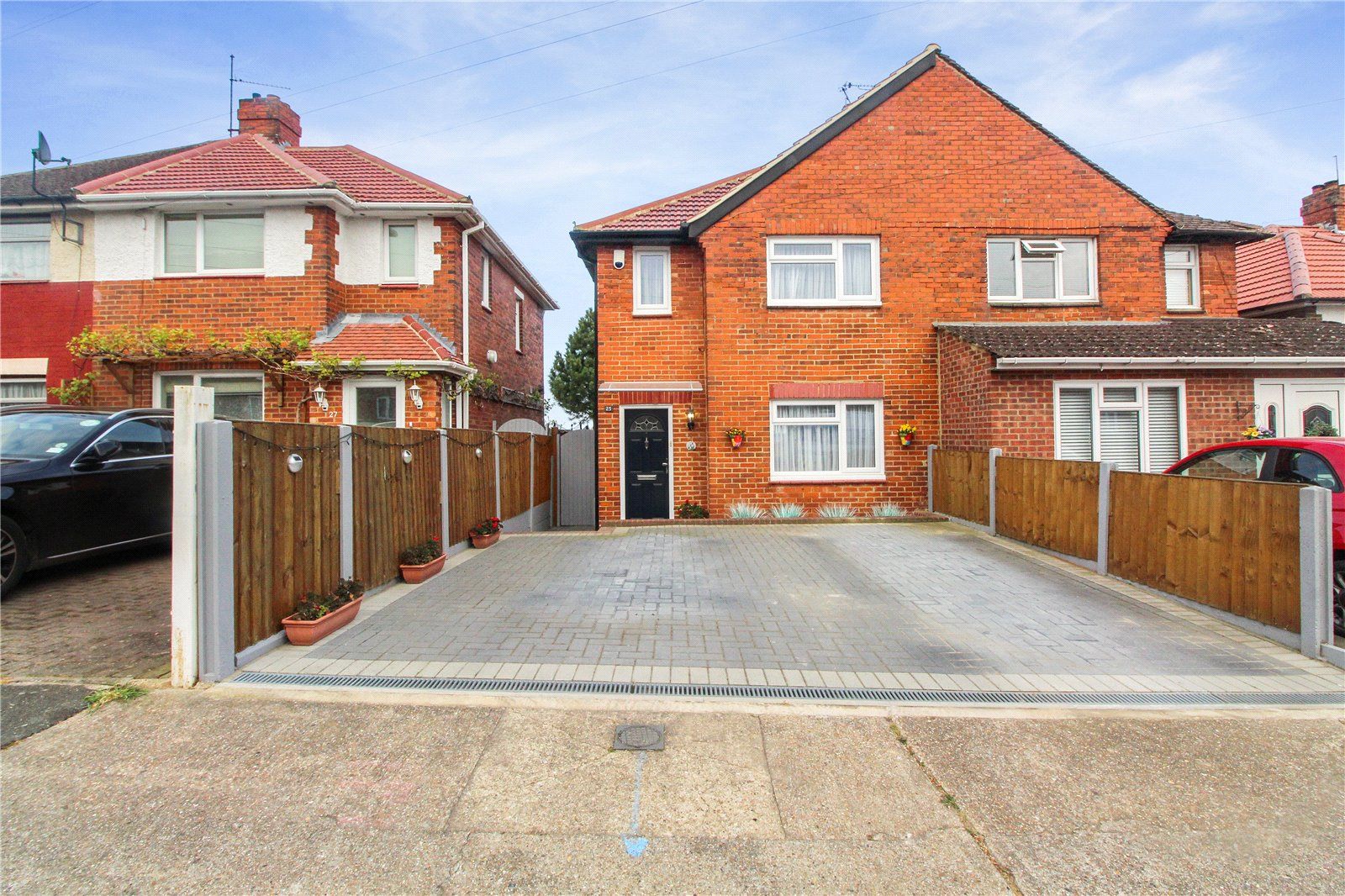 3 bed semidetached house for sale in Lancelot Avenue, Strood, Kent ME2