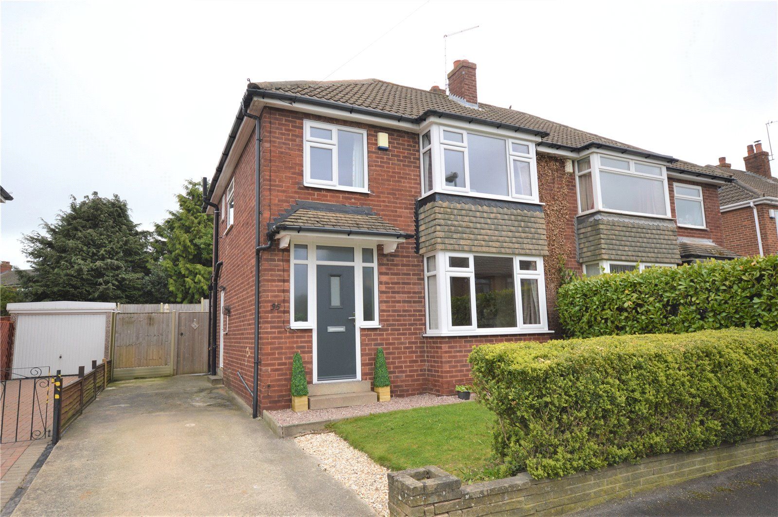 3 bed semidetached house for sale in Montague Crescent, Garforth
