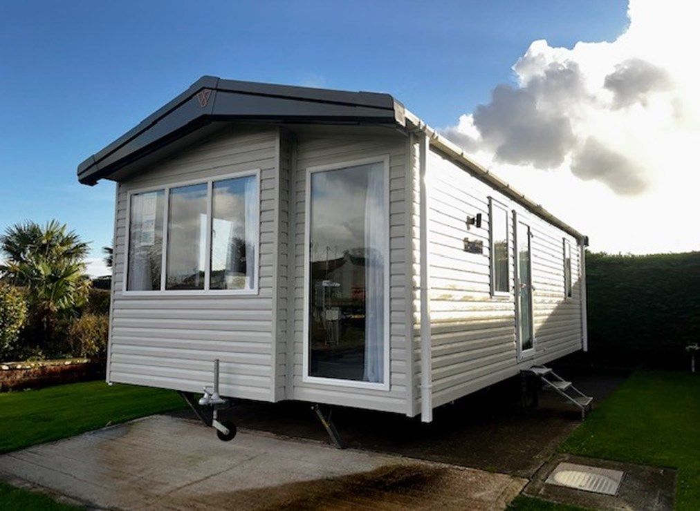 2 bed mobile/park home for sale in Victory Baywood, Stanwix Park