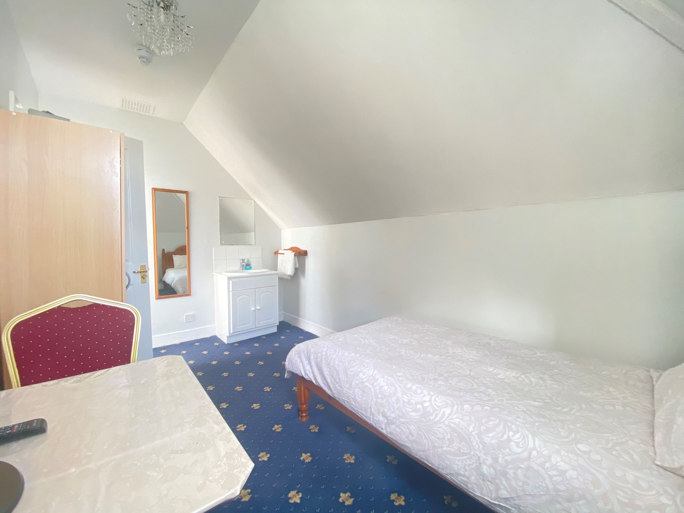 Room to rent in Grant Road, Croydon CR0 Zoopla