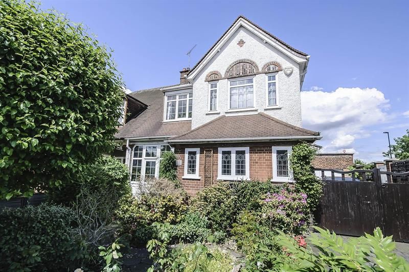 4 bed property for sale in Oakley Avenue, Ealing, London W5 Zoopla