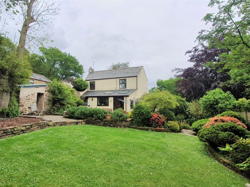 3 bed detached house for sale in Kirland, Bodmin PL30 Zoopla