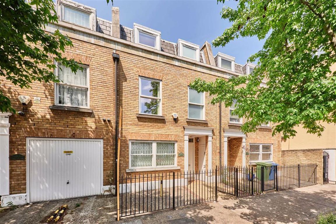 Butterworth Terrace, Sutherland Walk, London SE17  