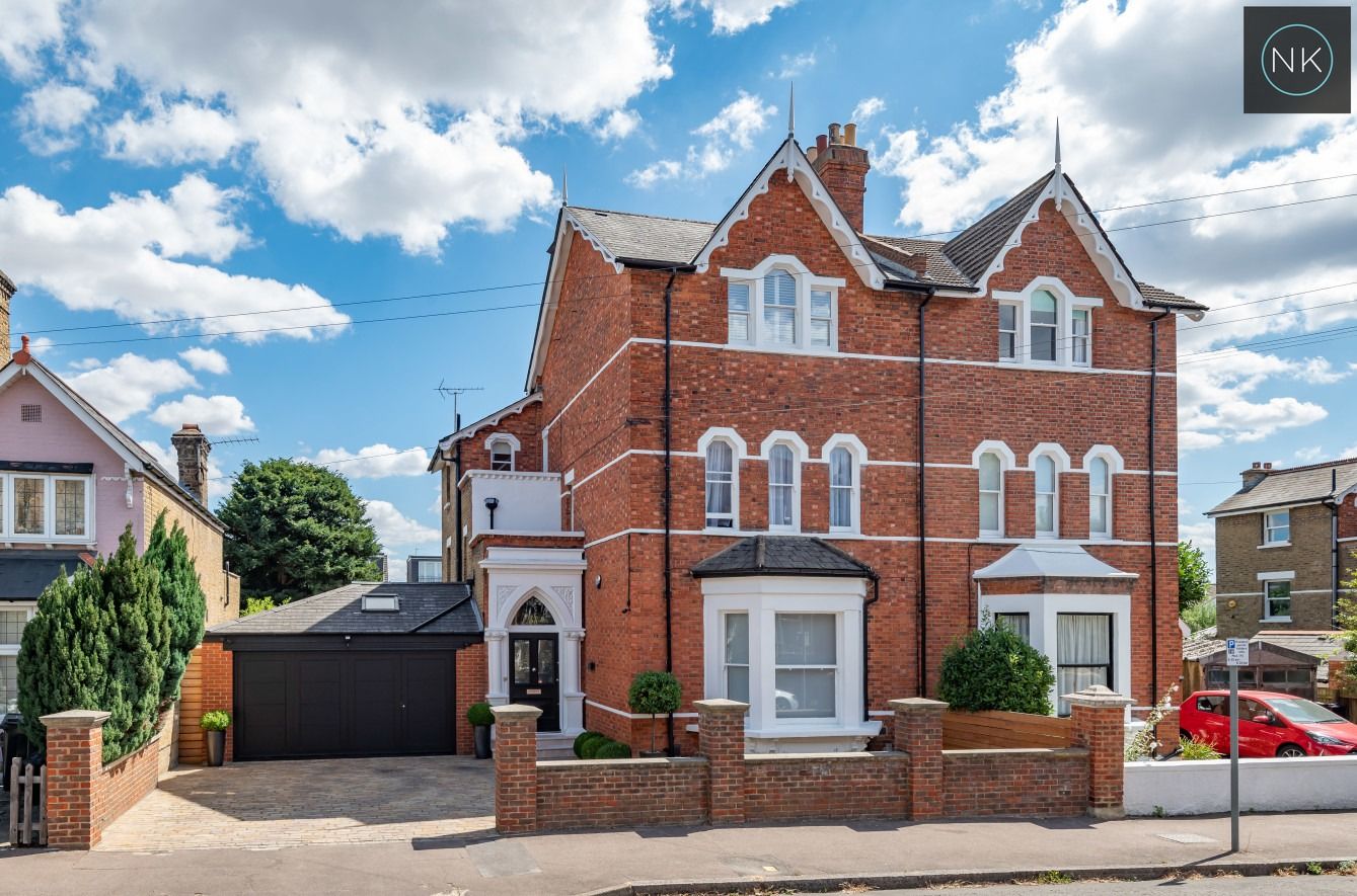 5 bed semidetached house for sale in Lansdowne Road, South Woodford, London E18 Zoopla
