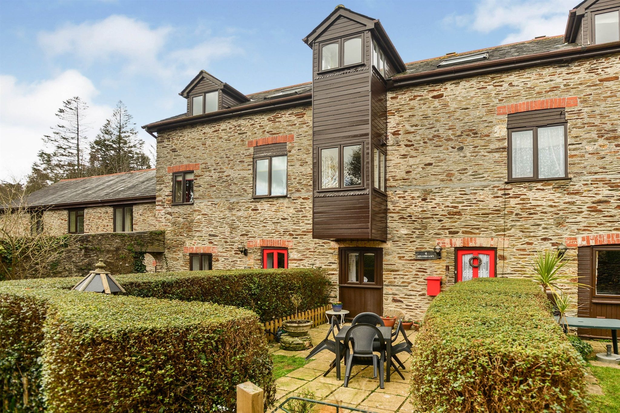 2 bed barn conversion for sale in Colmer Estate, Modbury, Ivybridge