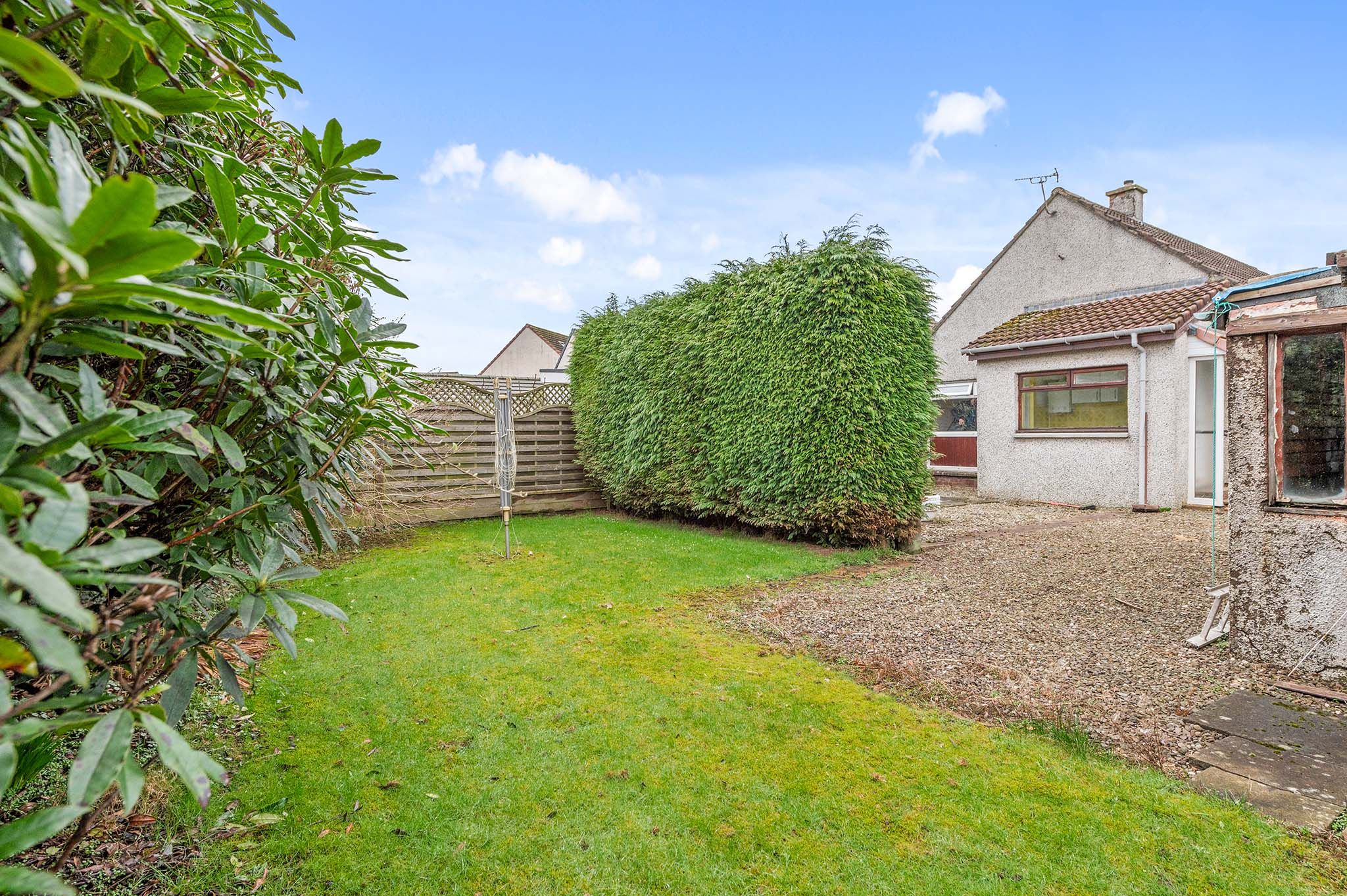2 bed detached bungalow for sale in Taylor's Road, Larbert FK5 Zoopla