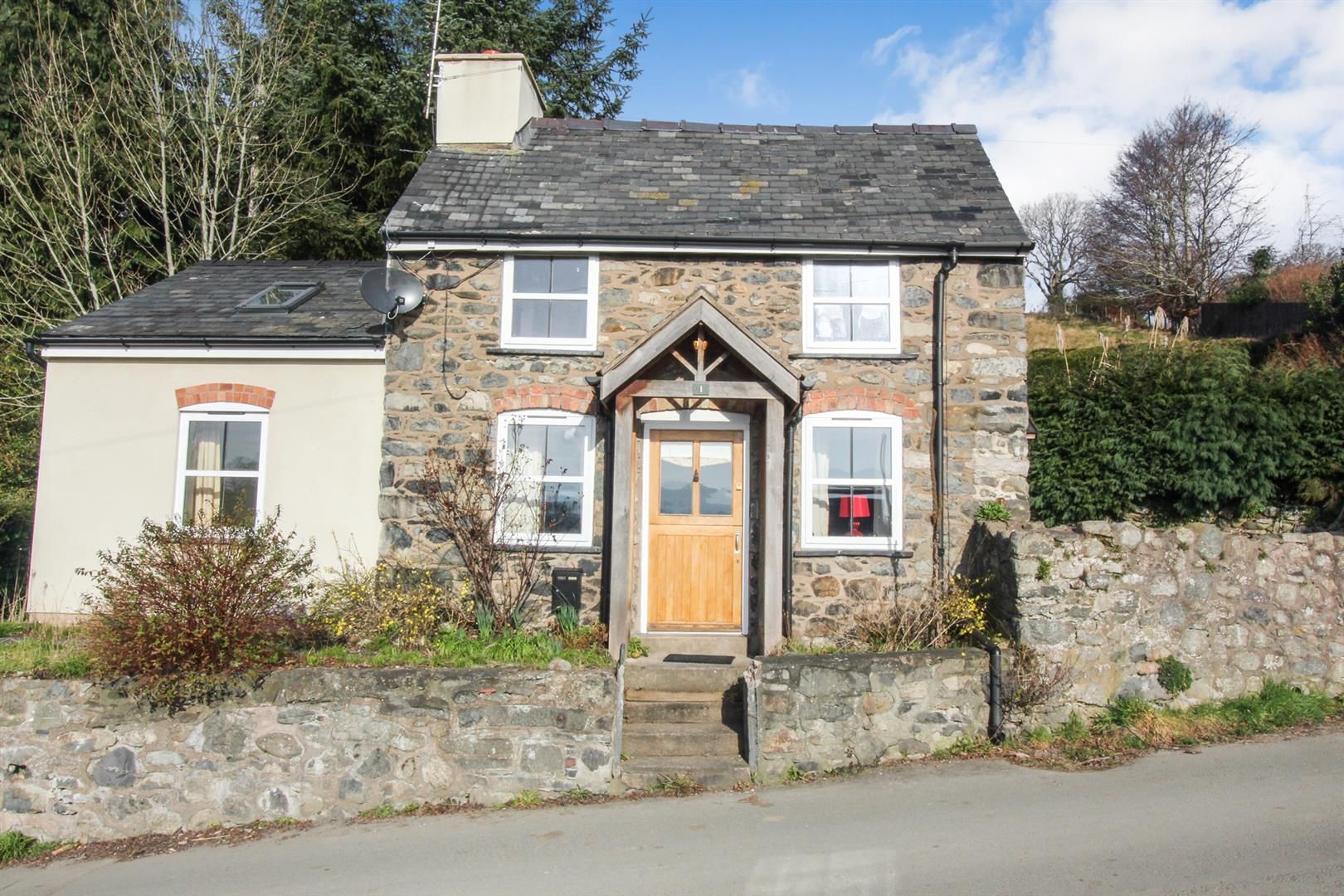2 bed cottage for sale in Park Street, Llanrhaeadr Ym Mochnant