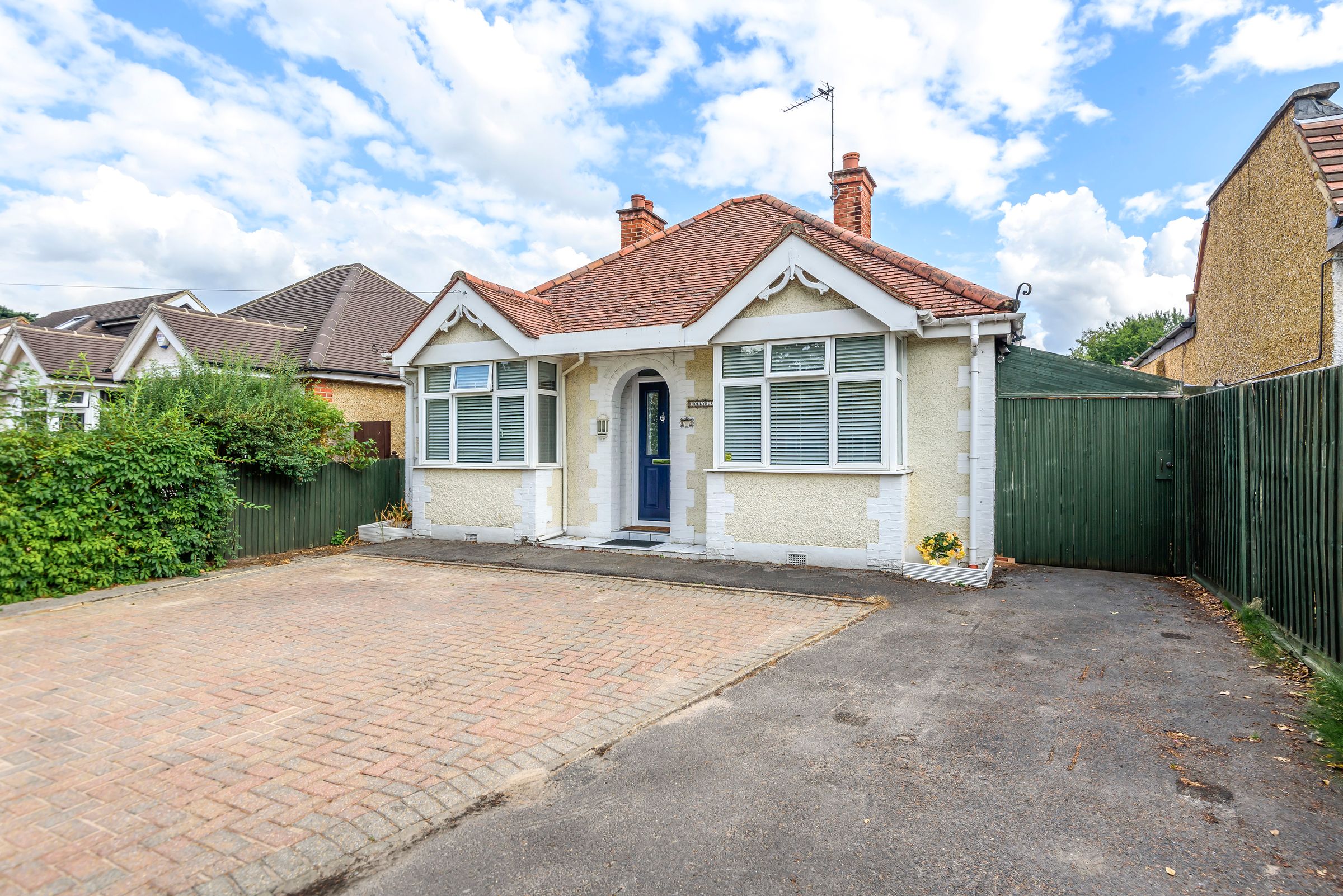 3 bed bungalow for sale in Crockford Park Road, Addlestone, Surrey KT15