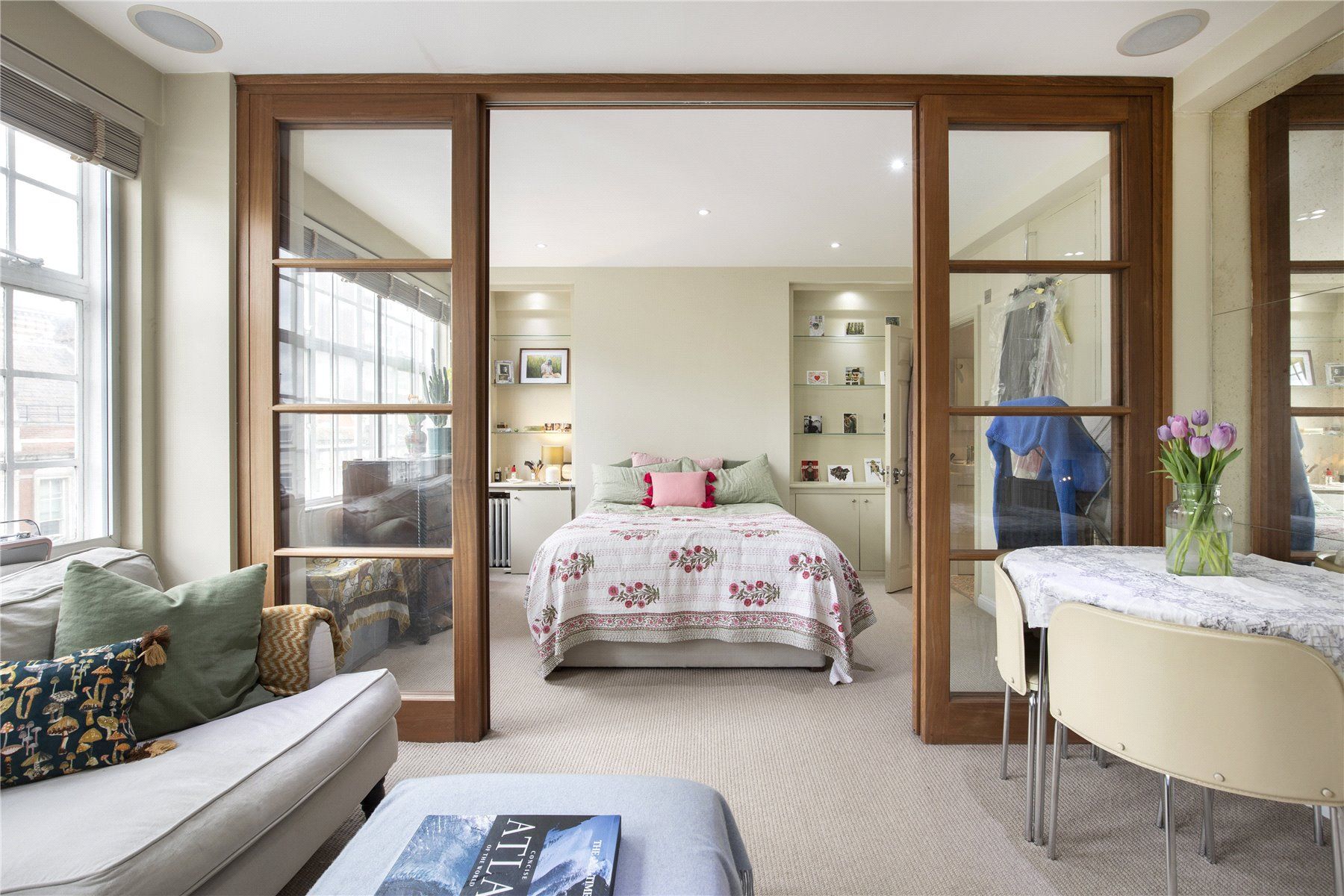 Kings Court North, Kings Road, London SW3  