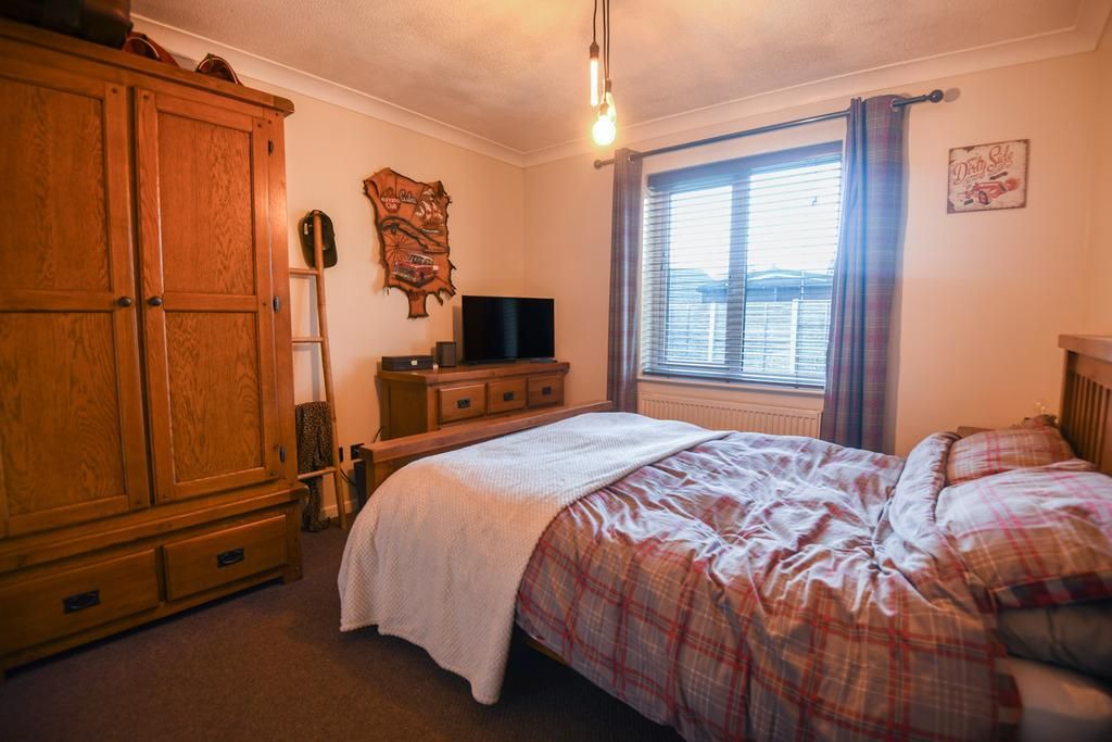 2 bed detached bungalow for sale in Malt Drive, South Brink, Wisbech