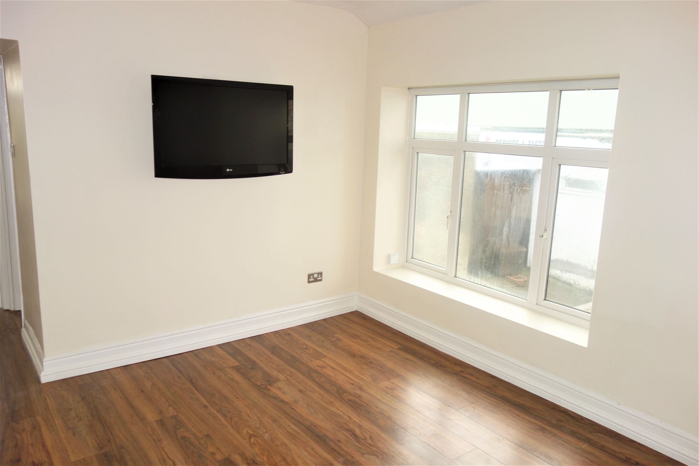 Studio to rent in Windsor Road, Penarth CF64 Zoopla