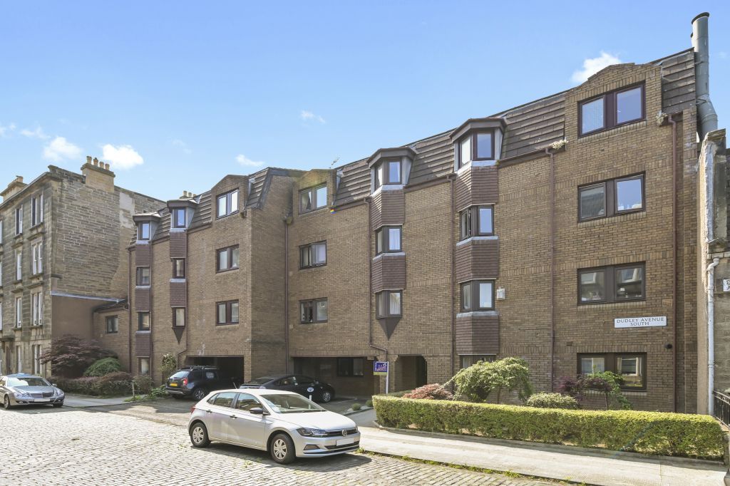 11/9 Dudley Avenue South, Trinity, Edinburgh EH6  