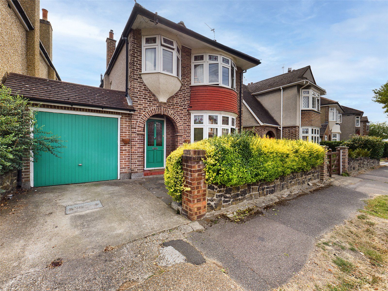 3 bed detached house for sale in Ashview Gardens, Ashford, Surrey TW15