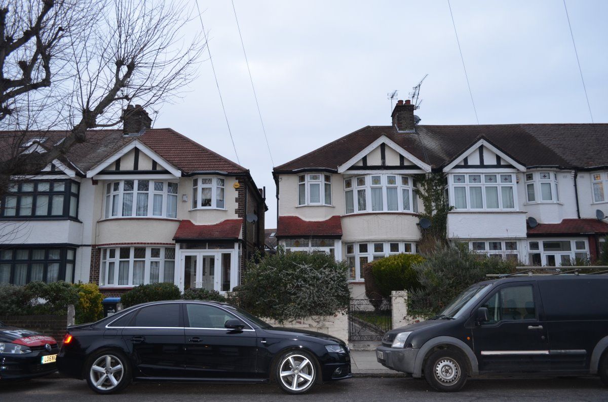 3 bed semidetached house to rent in Bury Street West, London N9 Zoopla