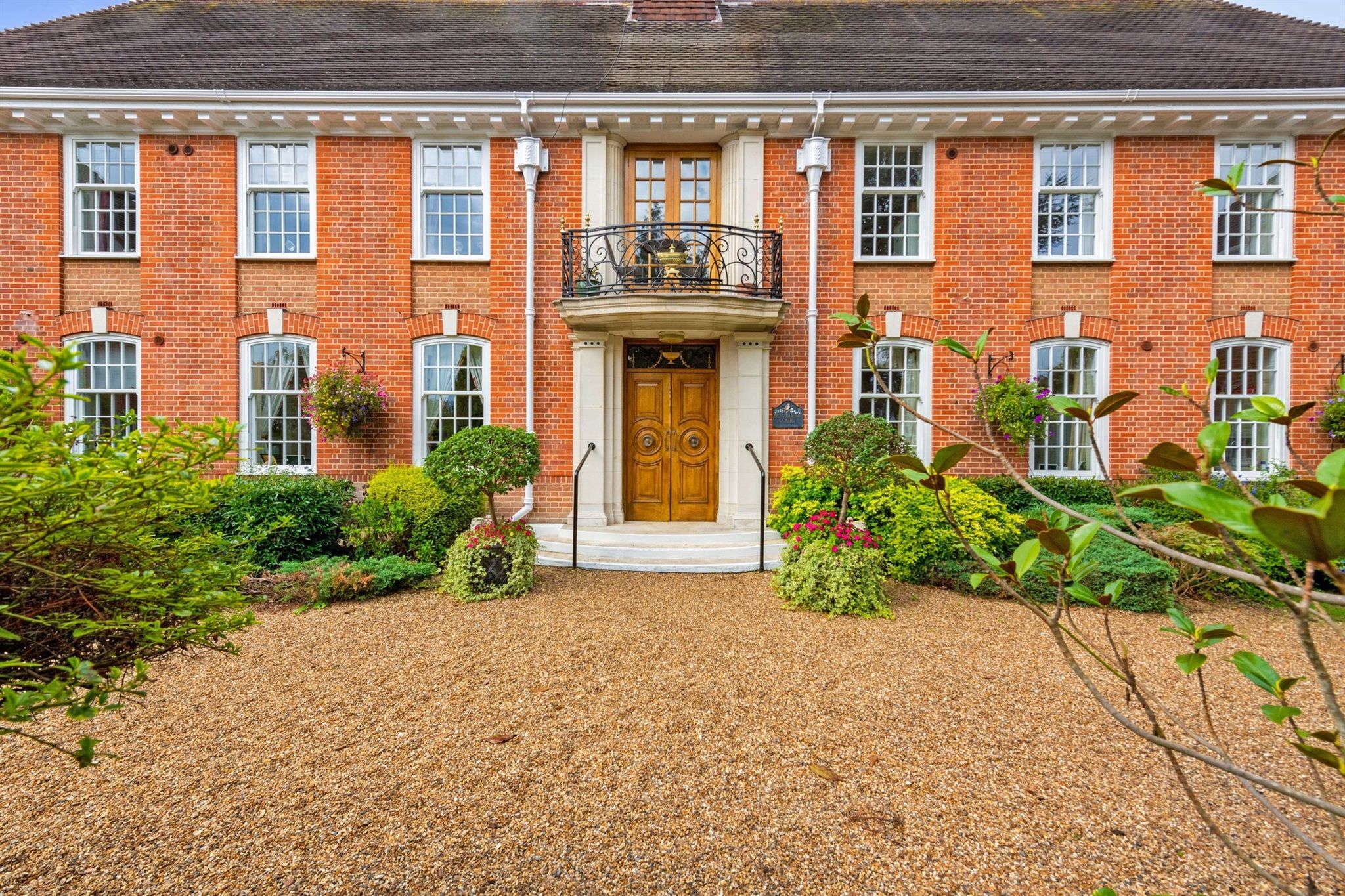 2 bed property for sale in High Street, Hoddesdon EN11 Zoopla