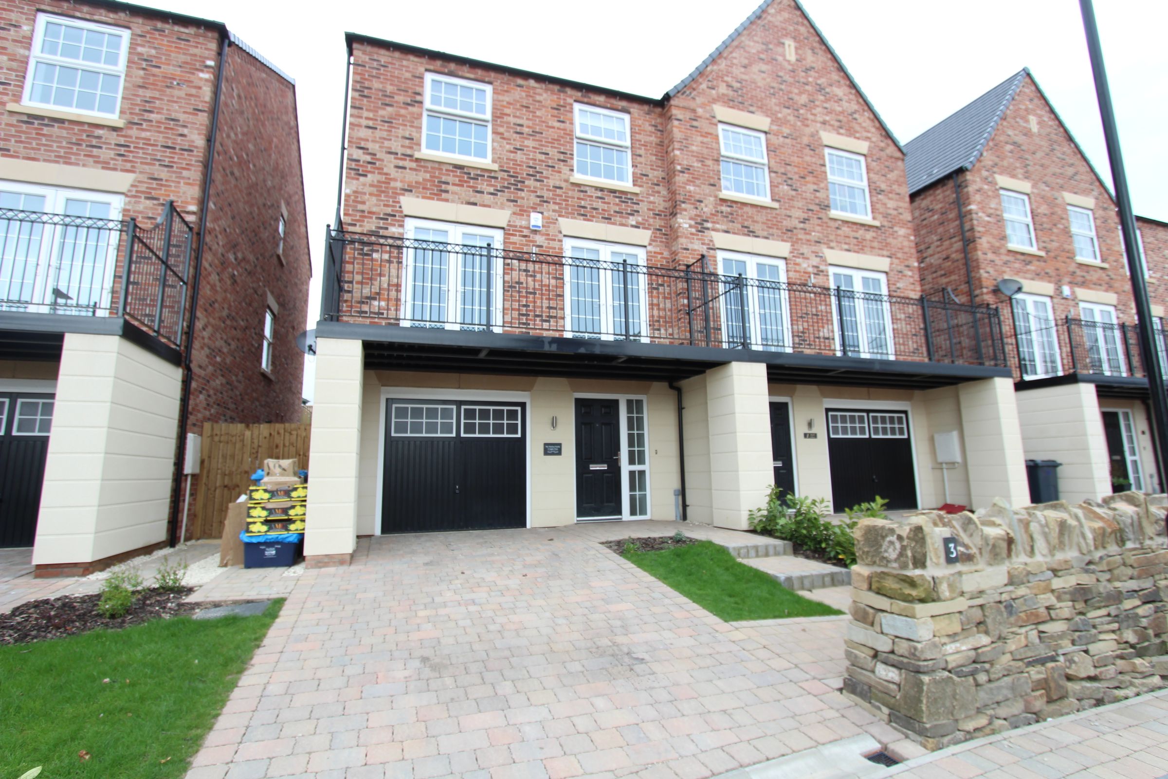 Anglo Close, Sheffield S17  