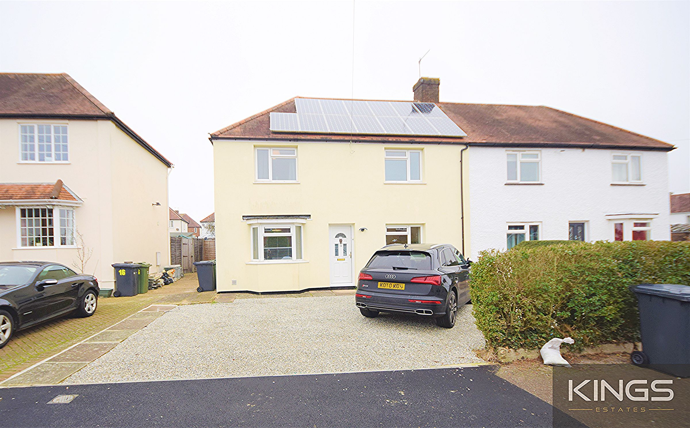 5 bed semidetached house to rent in Canterbury Road, Guildford GU2