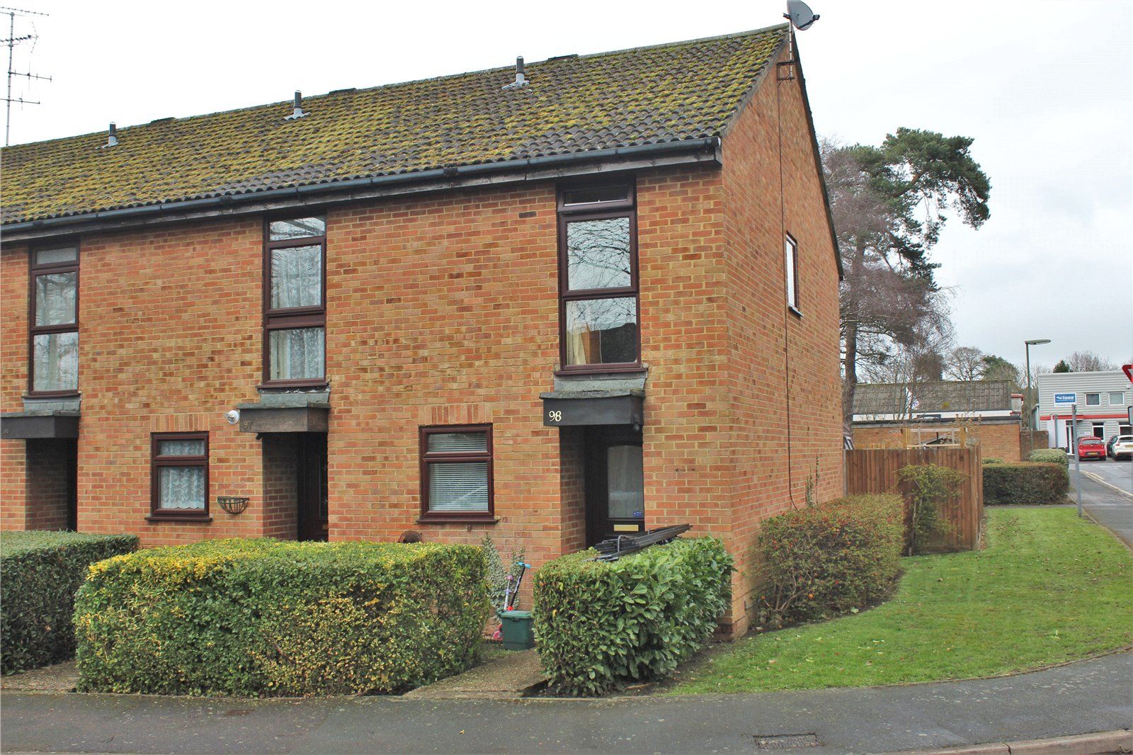 2 bed end terrace house for sale in Cypress Grove, Ash Vale, Aldershot GU12 Zoopla