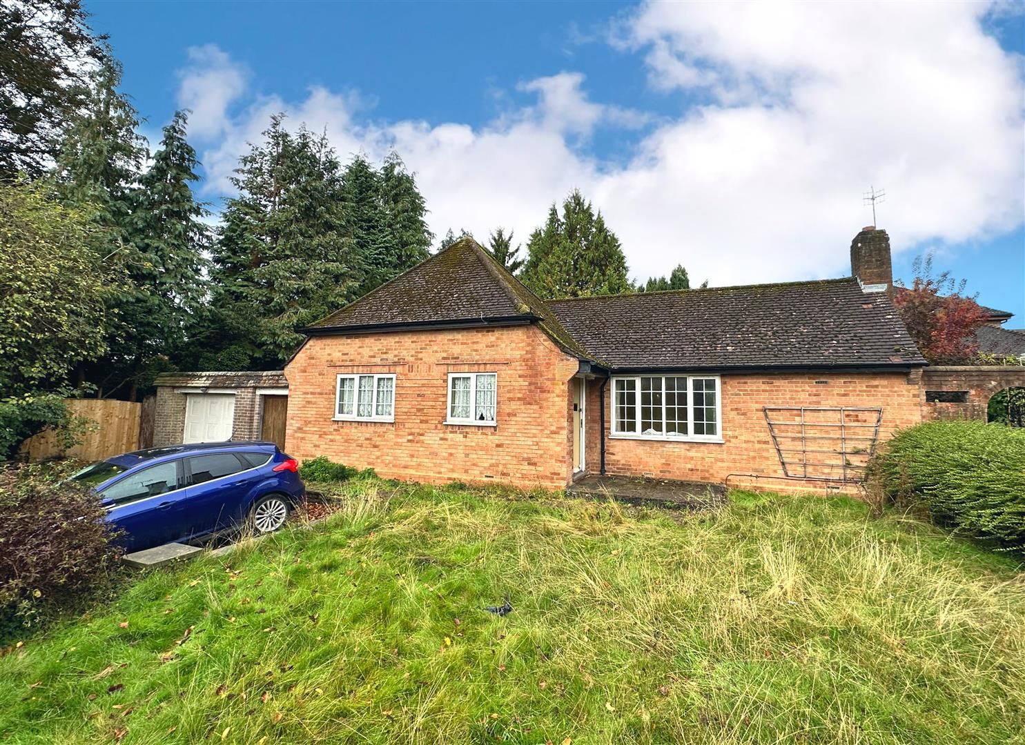 3 bed detached bungalow for sale in Green End Road, Hemel Hempstead HP1