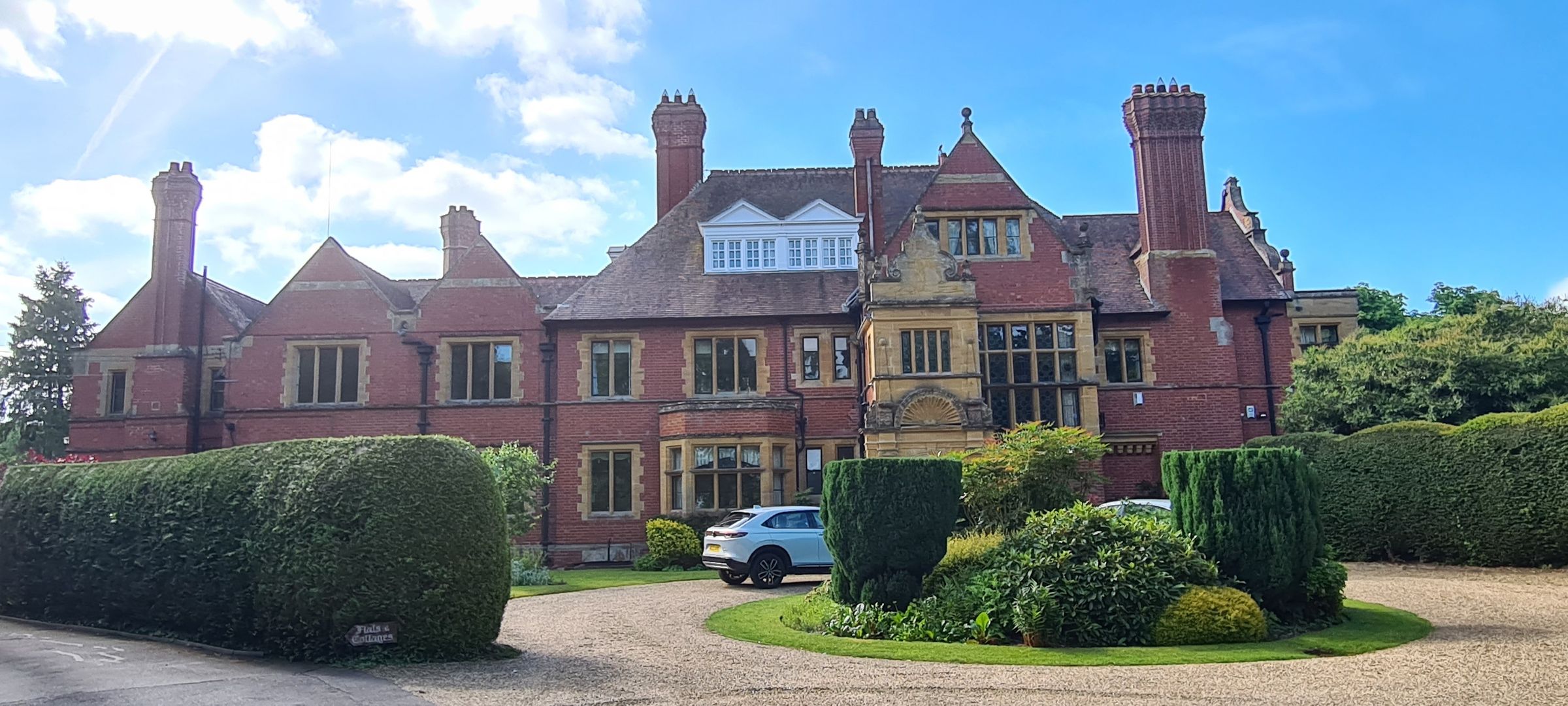 3 bed flat for sale in 5 Pewsham House, Pewsham, Chippenham, Wiltshire