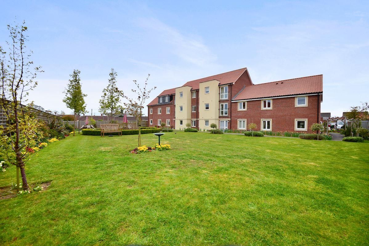 1 bed flat for sale in Stillington Oaks, Stillington Road, Easingwold