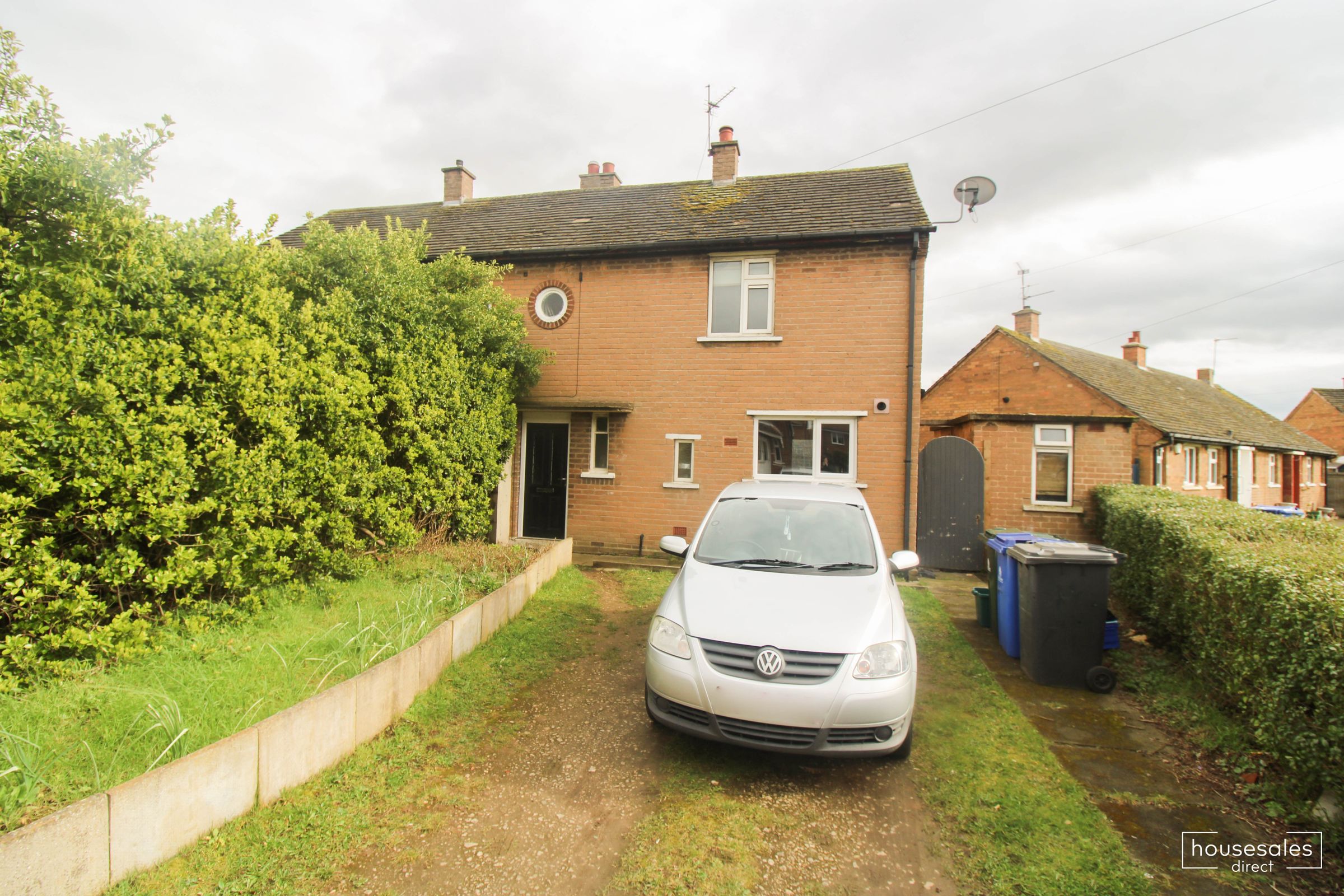2 bed semidetached house for sale in Locksley Avenue Edenthorpe