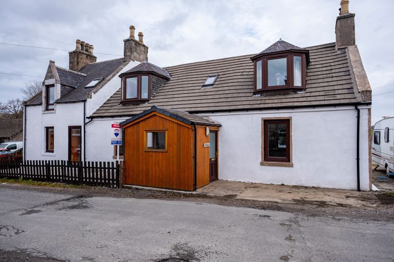 4 bed cottage for sale in Woodend Cottages, Huntly AB54
