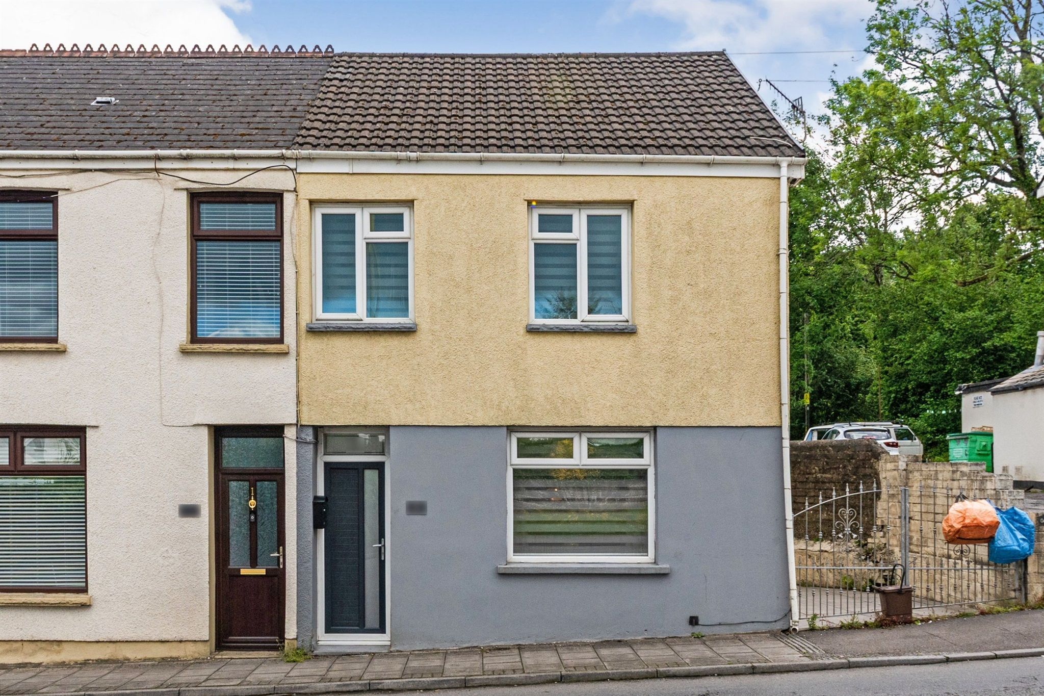 3 bed semidetached house for sale in Oak Villas, Bryncethin, Bridgend