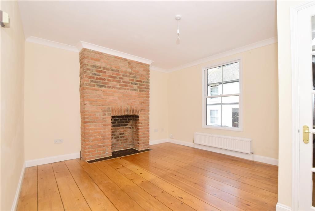 Queen Street, Ashford, Kent TN23  