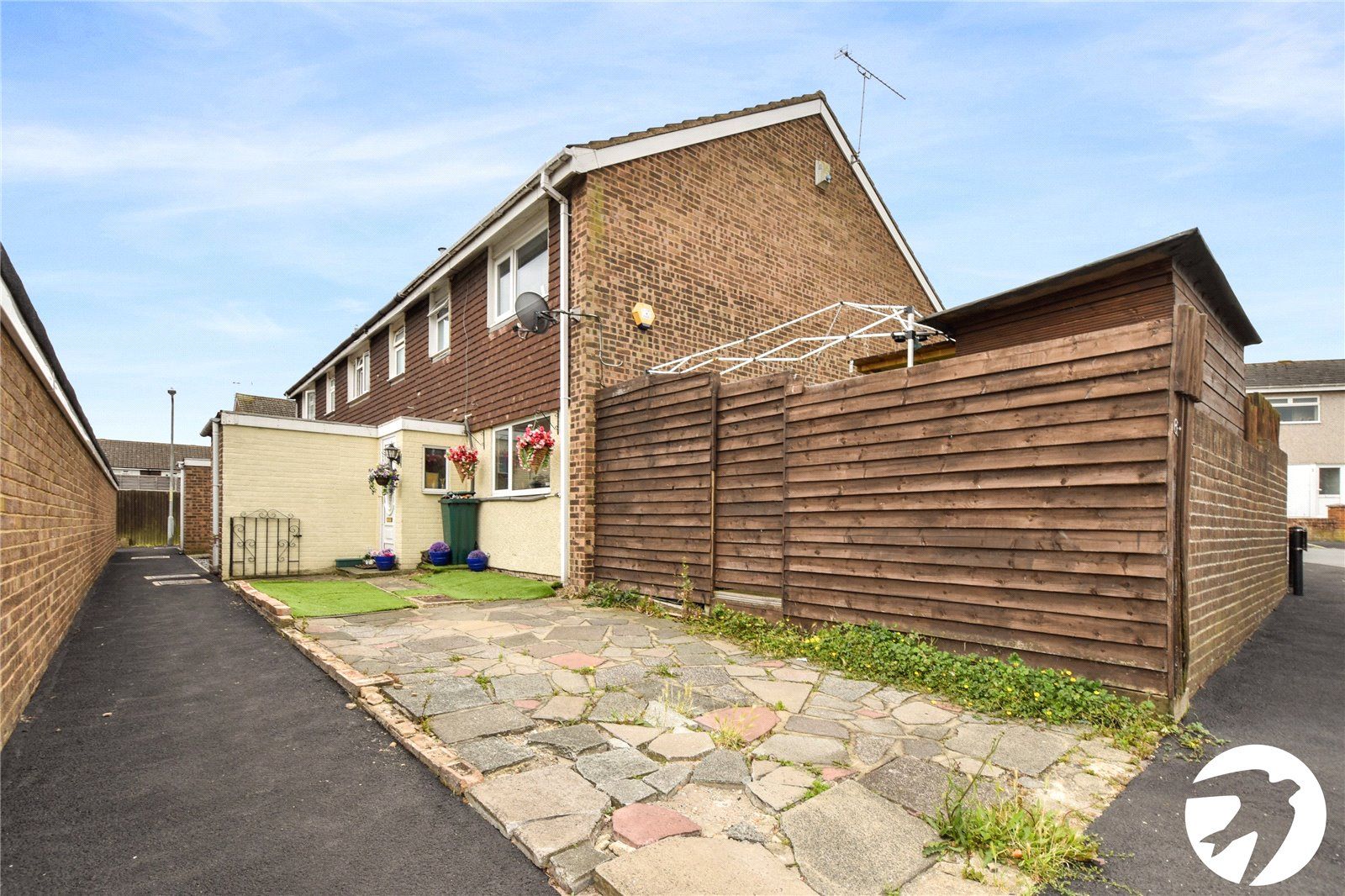 3 bed end terrace house for sale in Russett Way, Swanley, Kent BR8 Zoopla