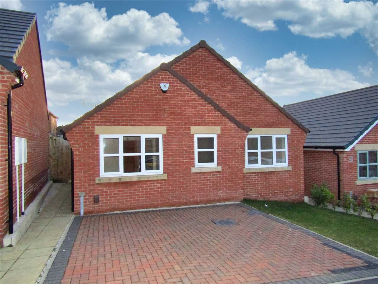 2 bed detached bungalow for sale in Brandyline Gardens, Newthorpe, Nottingham NG16 Zoopla