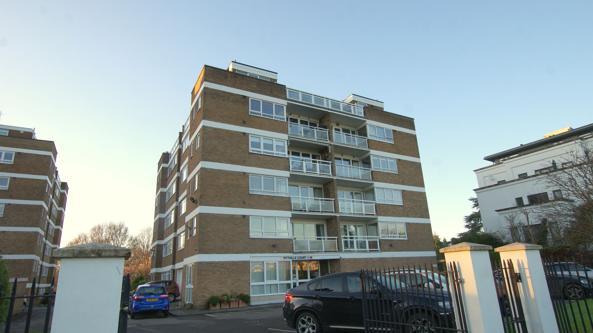 2 bed flat to rent in Pittville Court Flats, Albert Road, Cheltenham