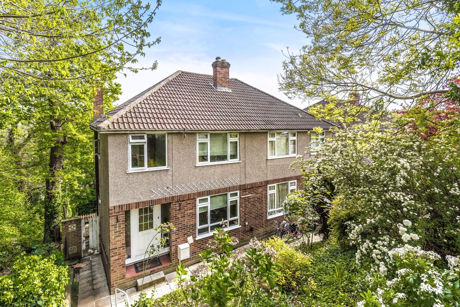 3 bed semidetached house to rent in Broom Mead, Bexleyheath DA6 Zoopla