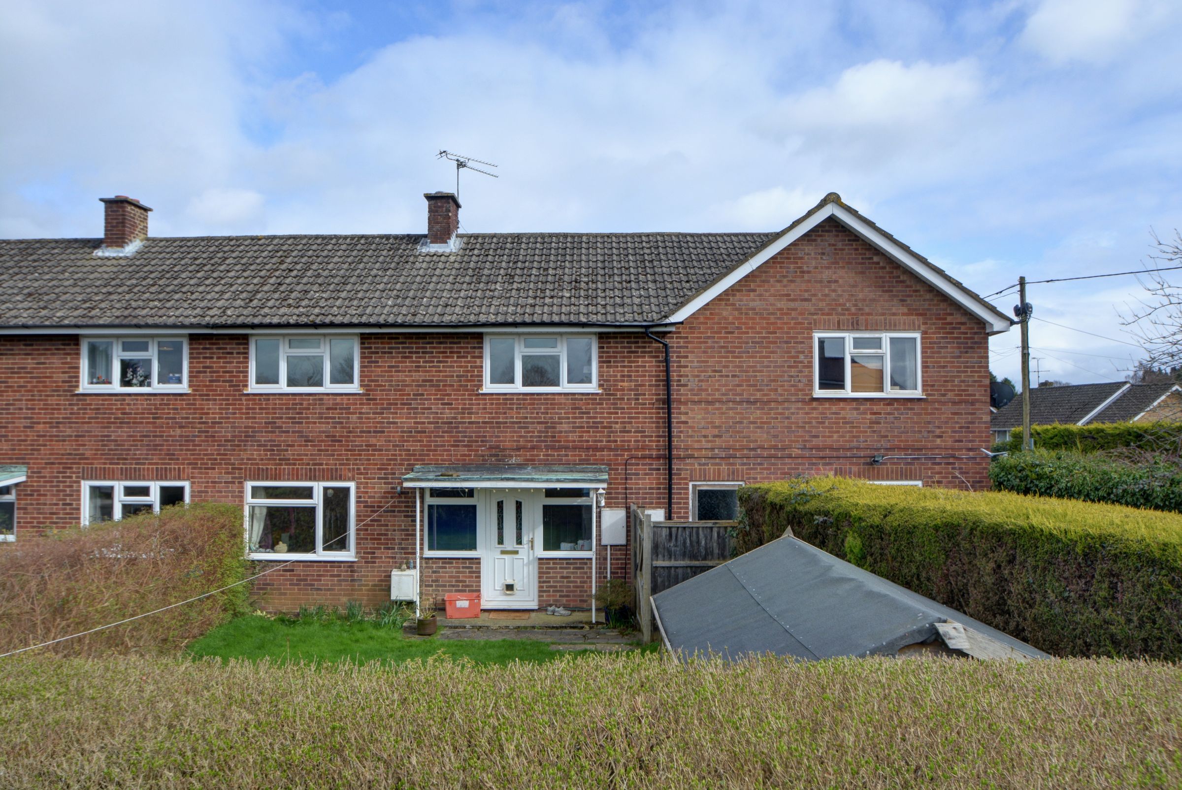 2 bed flat to rent in The Mead, Liphook GU30 Zoopla