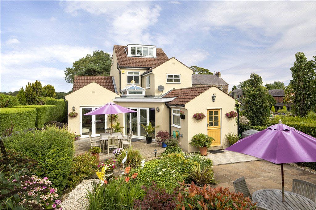 Old Fieldhurst, Forest Moor Road, Harrogate, North Yorkshire HG5  