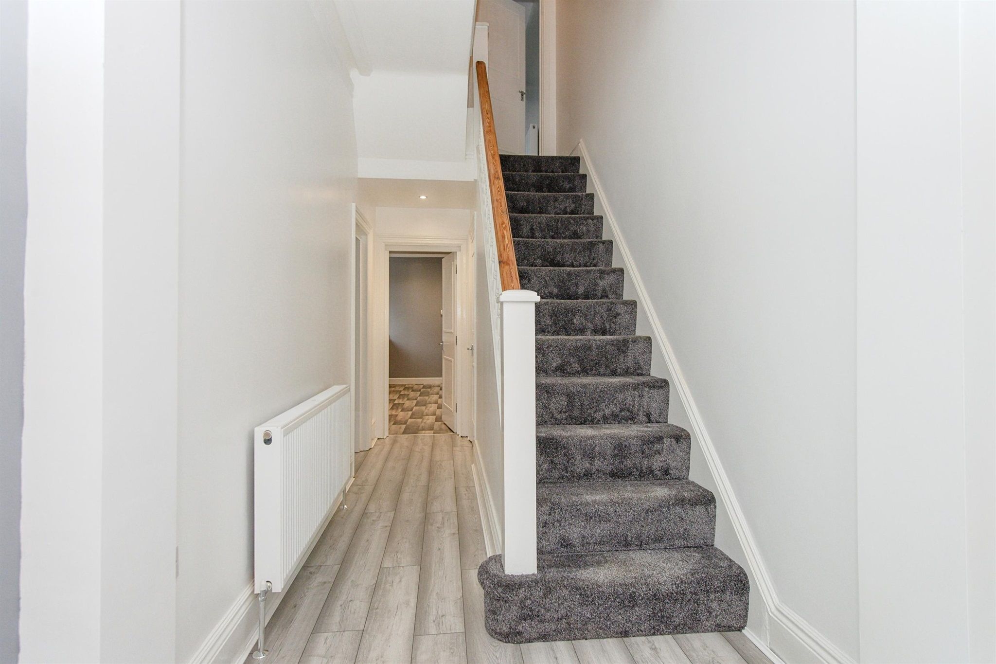 5 bed end terrace house for sale in Smawthorne Lane, Castleford WF10