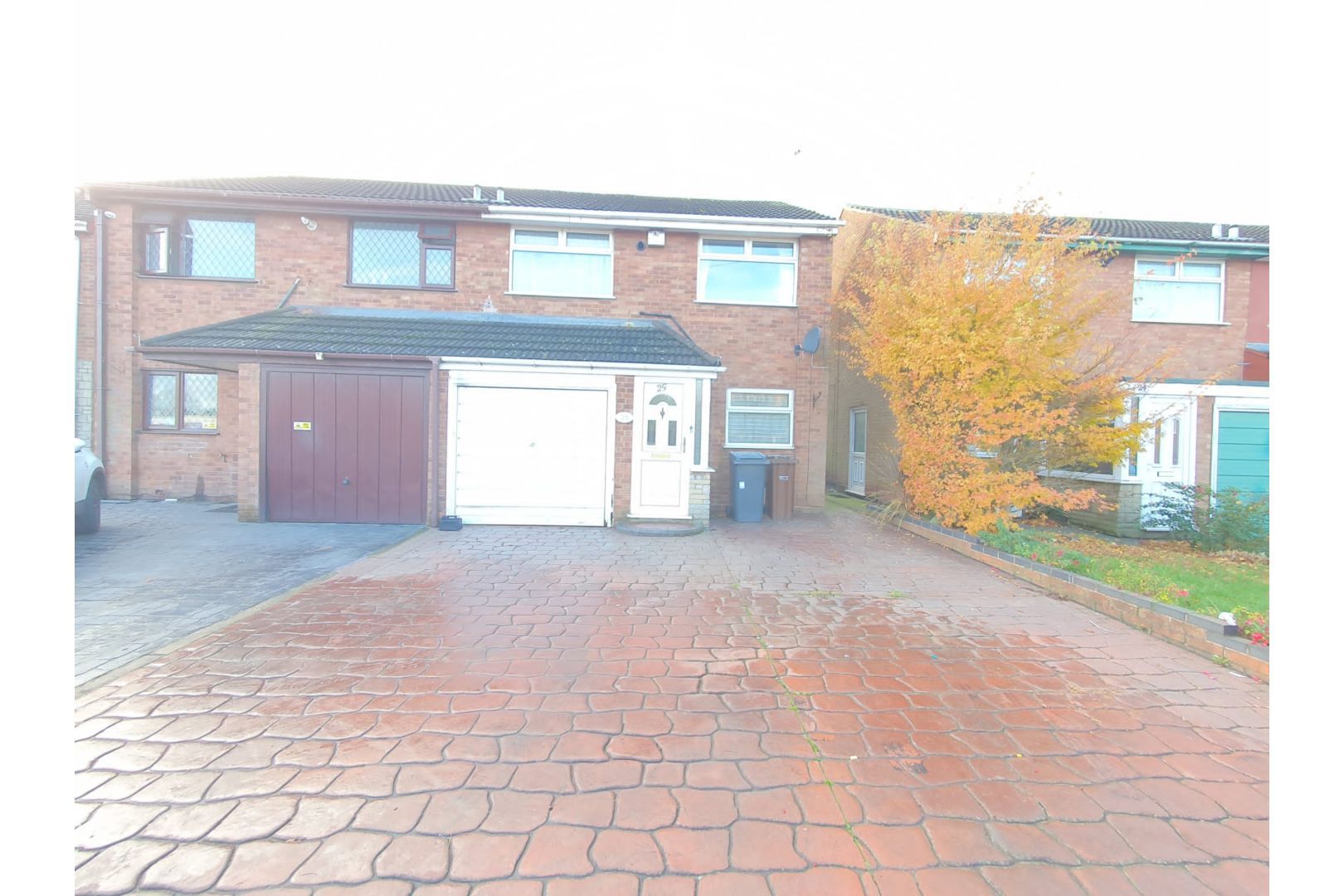 3 bed semidetached bungalow to rent in Chiltern Drive, Willenhall WV13