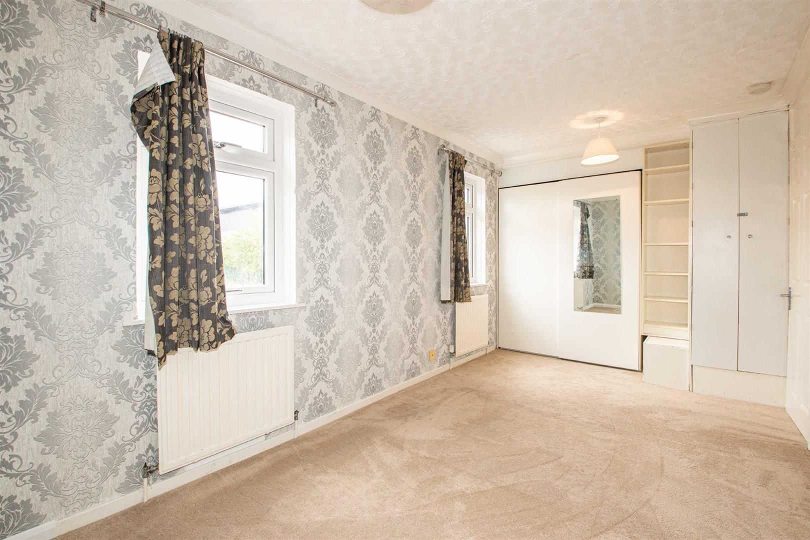 3 bed semidetached house for sale in Tyrill, Stantonbury, Milton