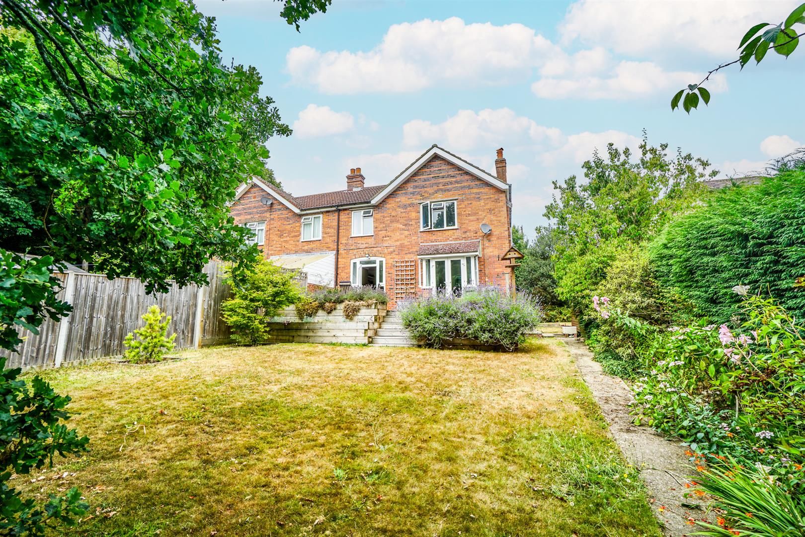 3 bed semidetached house for sale in Beaufort Road, St. LeonardsOn