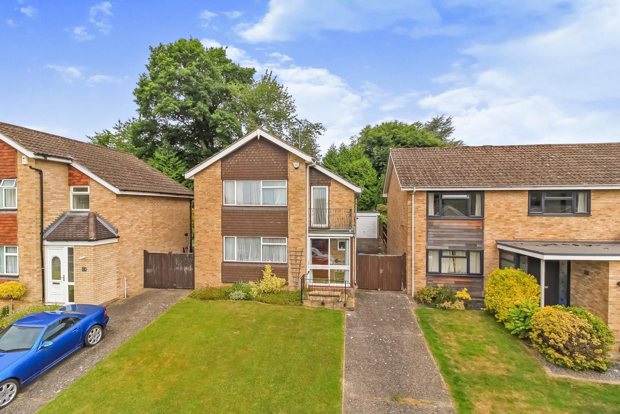 3 bed detached house for sale in Lynton Park Avenue, East Grinstead RH19 Zoopla