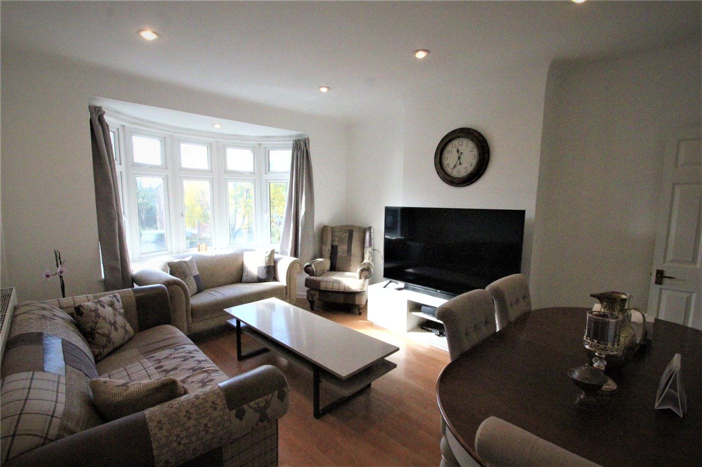 3 bed to rent in Woodside Lane, North Finchley, London N12