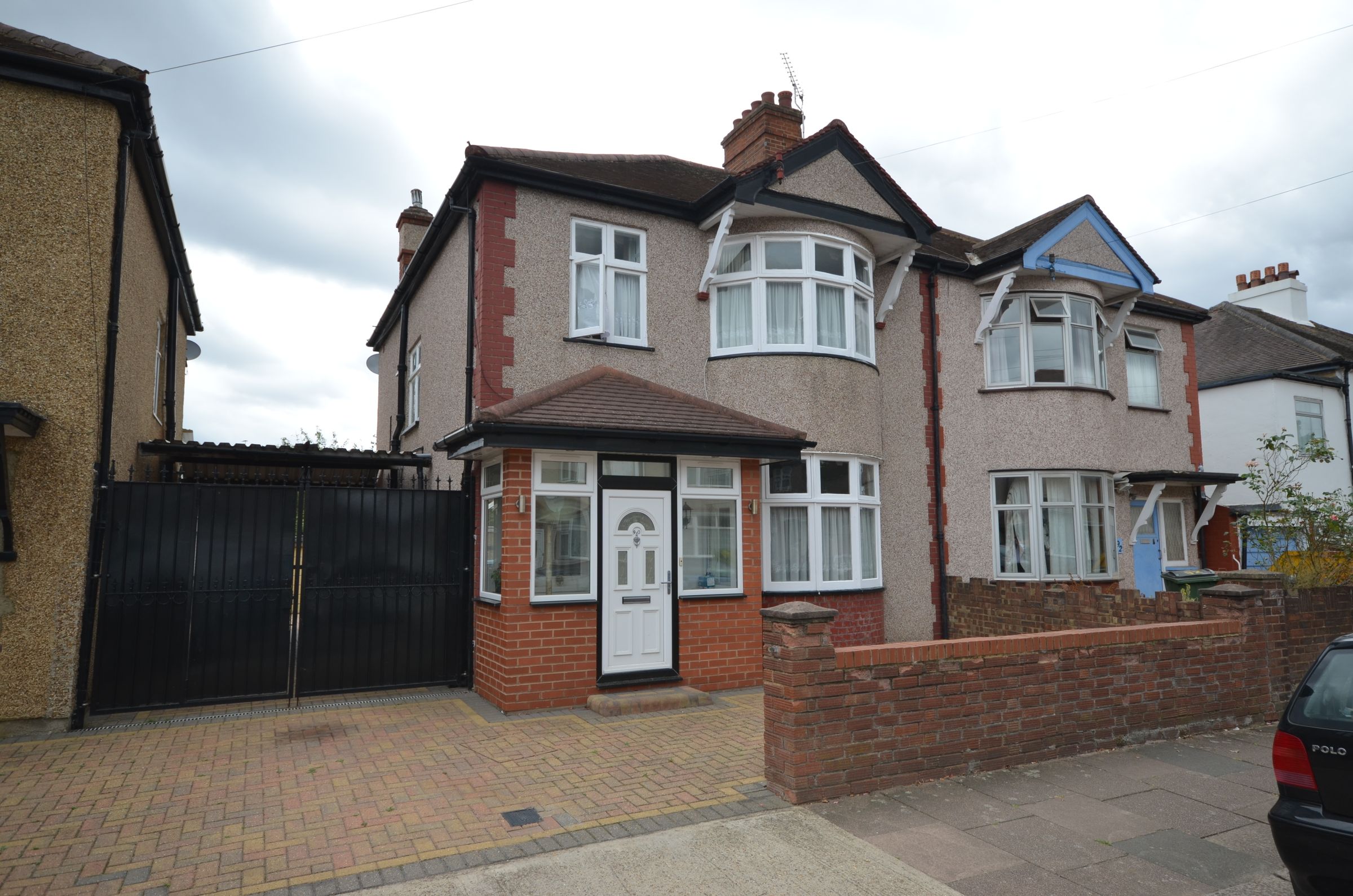 3 bed semidetached house for sale in Spencer Road, Harrow HA3 Zoopla